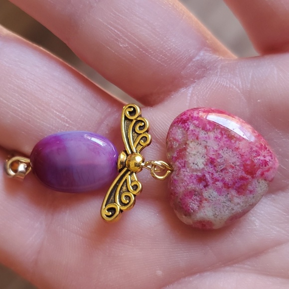 New Gold Wing Peach Nipomo Coral Fossil Heart Pendant. - Picture 7 of 13